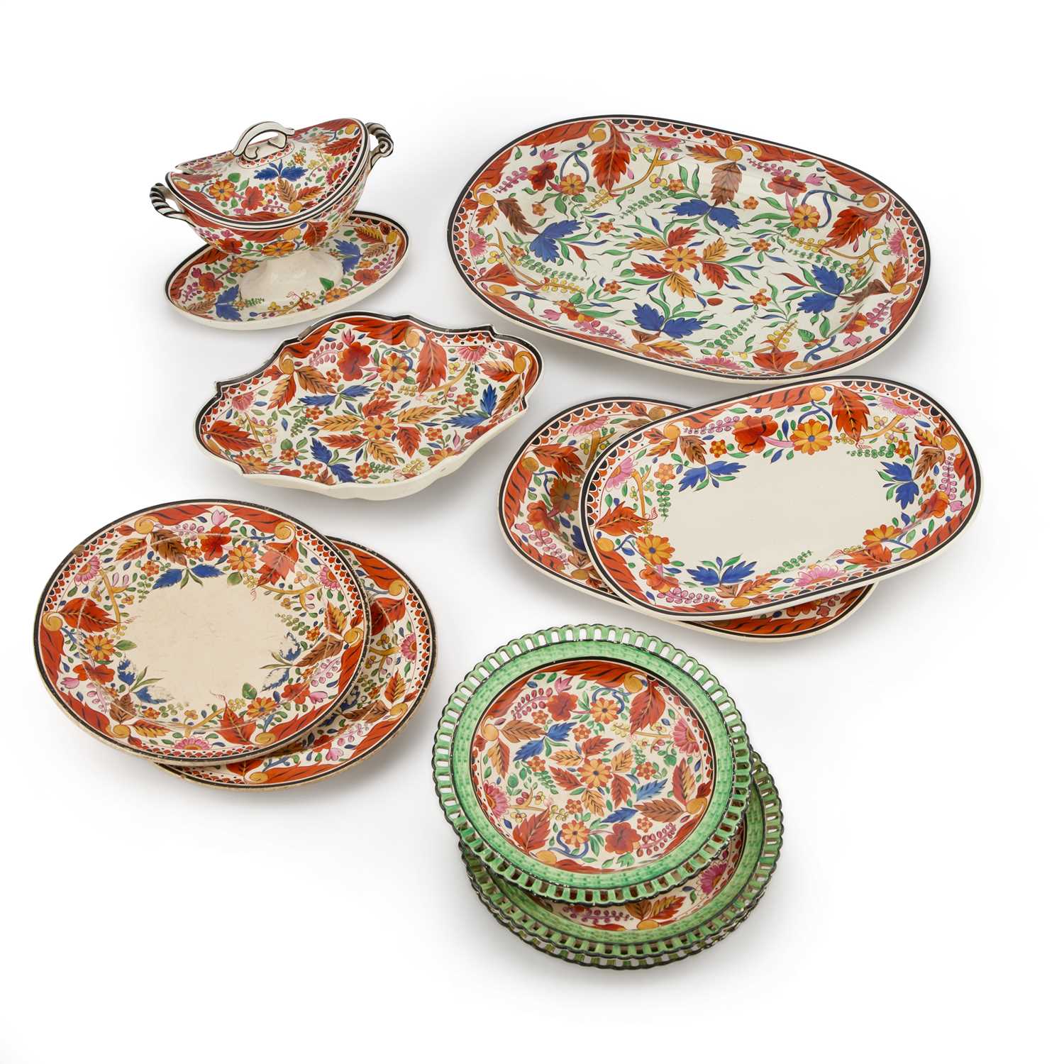 A LATE 18TH CENTURY SPODE PARTIAL DINNER SERVICE