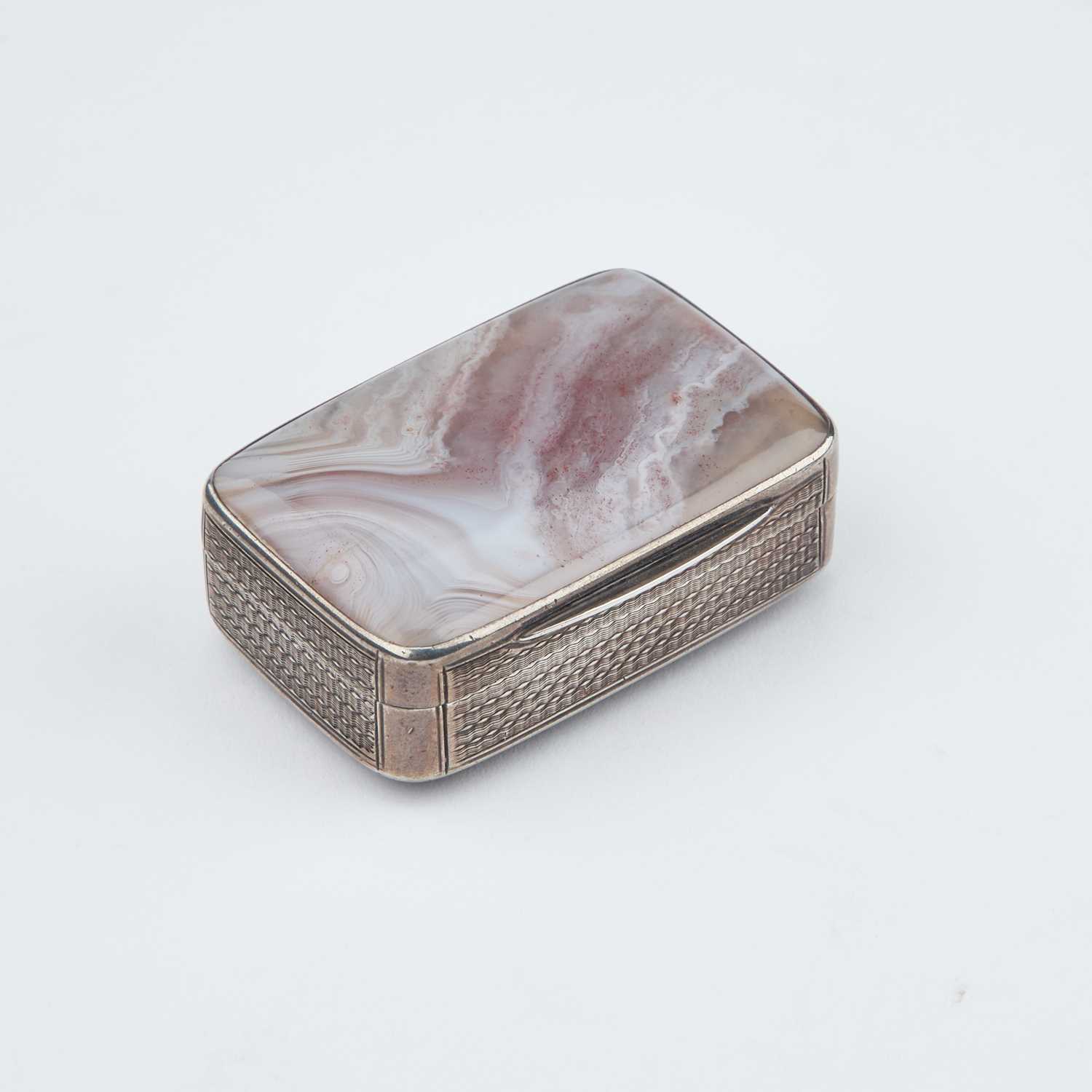 A GEORGE IV SILVER AND AGATE VINAIGRETTE - Image 2 of 2