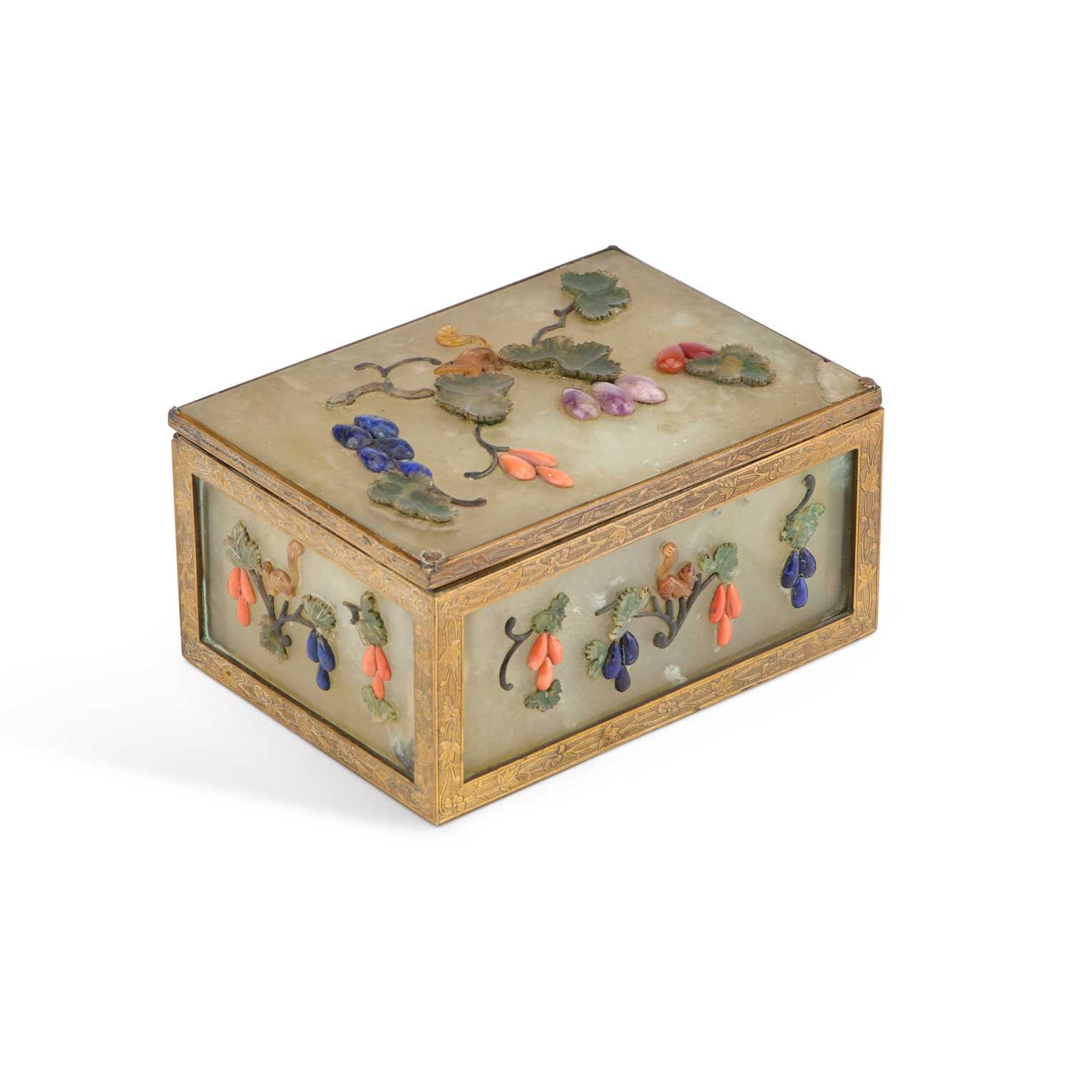 A CHINESE JADE AND SEMI-PRECIOUS STONE MOUNTED BOX, EARLY 20TH CENTURY