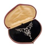 AN EARLY 2OTH CENTURY DIAMOND AND SEED PEARL NECKLACE