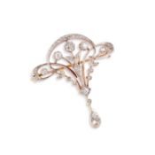 AN EDWARDIAN DIAMOND BROOCH