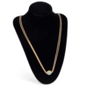 A VICTORIAN GOLD WATCH CHAIN