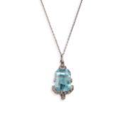AN AQUAMARINE AND DIAMOND PENDANT