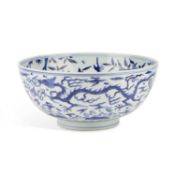 A LARGE CHINESE BLUE AND WHITE BOWL