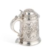 A GEORGE II SILVER TANKARD