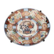 A LARGE JAPANESE IMARI CHARGER, LATE 19TH CENTURY