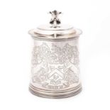 A VICTORIAN SILVER LIDDED TANKARD