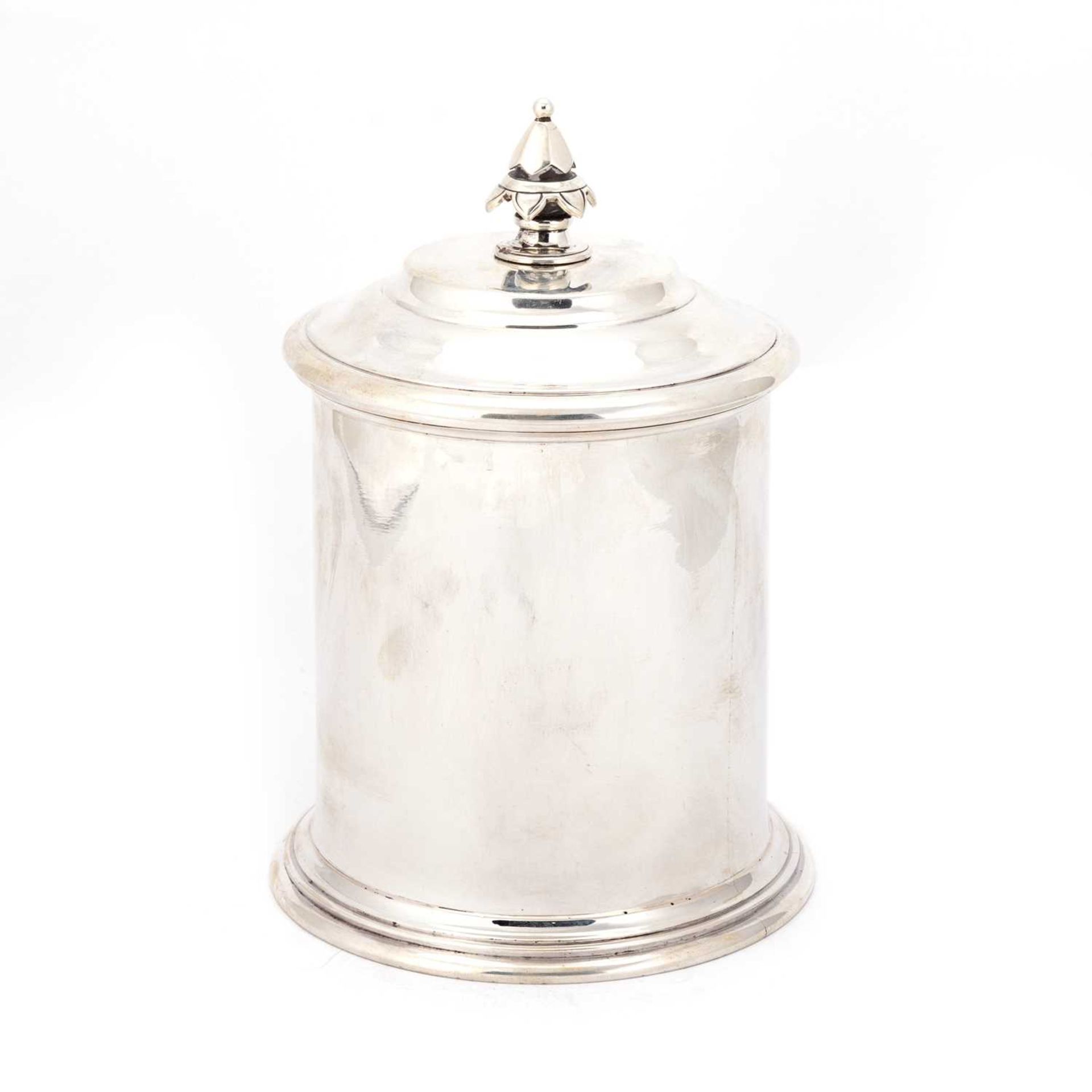 A VICTORIAN SILVER BISCUIT BARREL