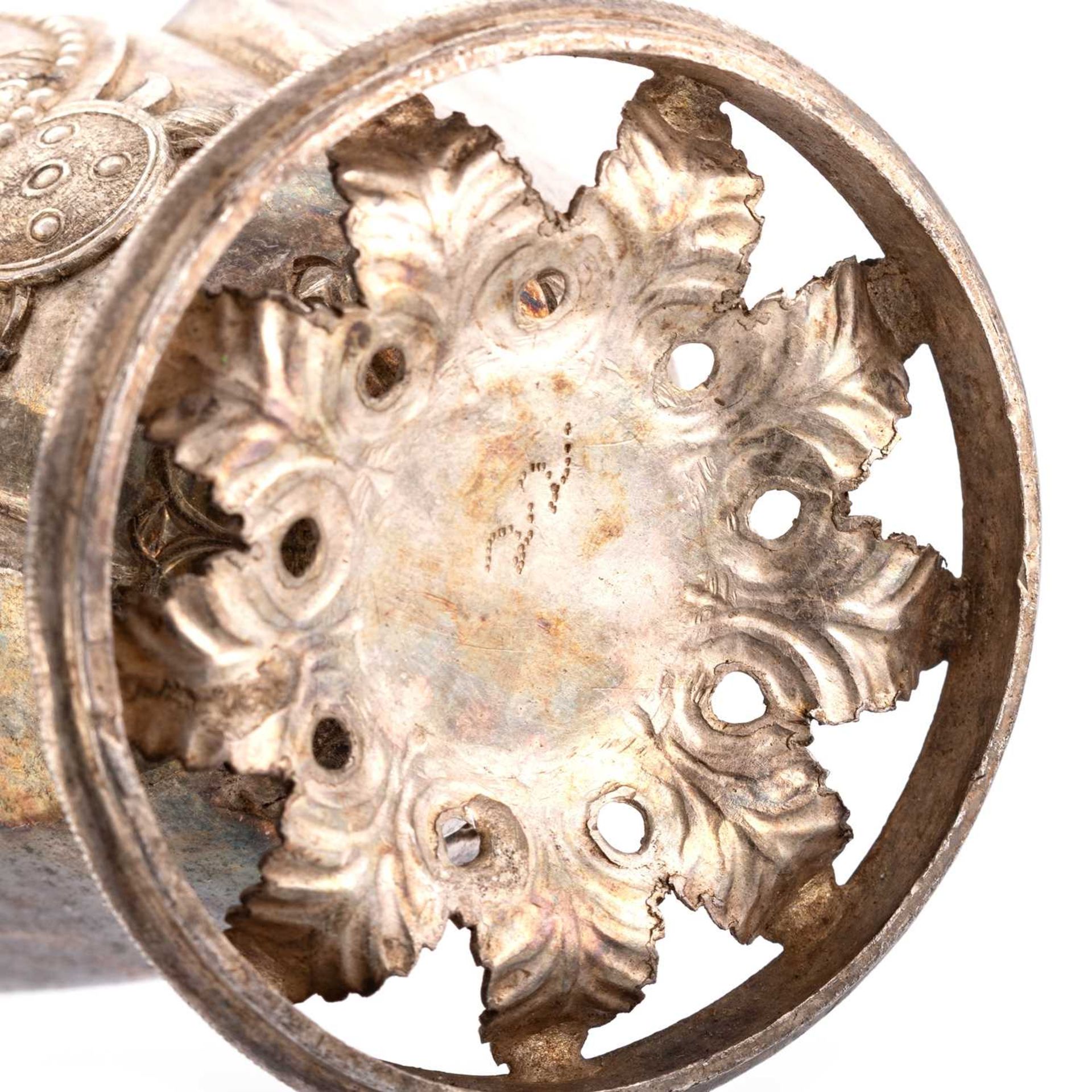 AN INDIAN SILVER ROSE WATER SPRINKLER, 19TH CENTURY - Image 3 of 3