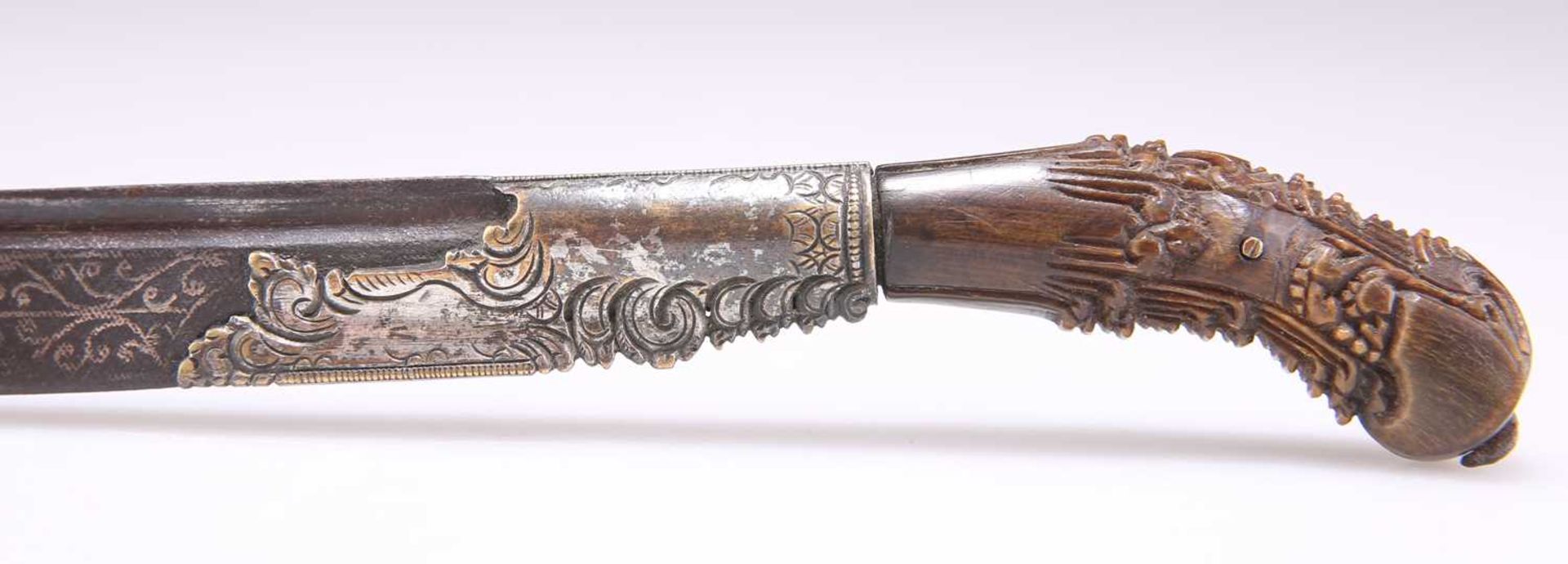A SINGHALESE KNIFE (PIHA KAETTA), 18TH CENTURY - Image 2 of 2