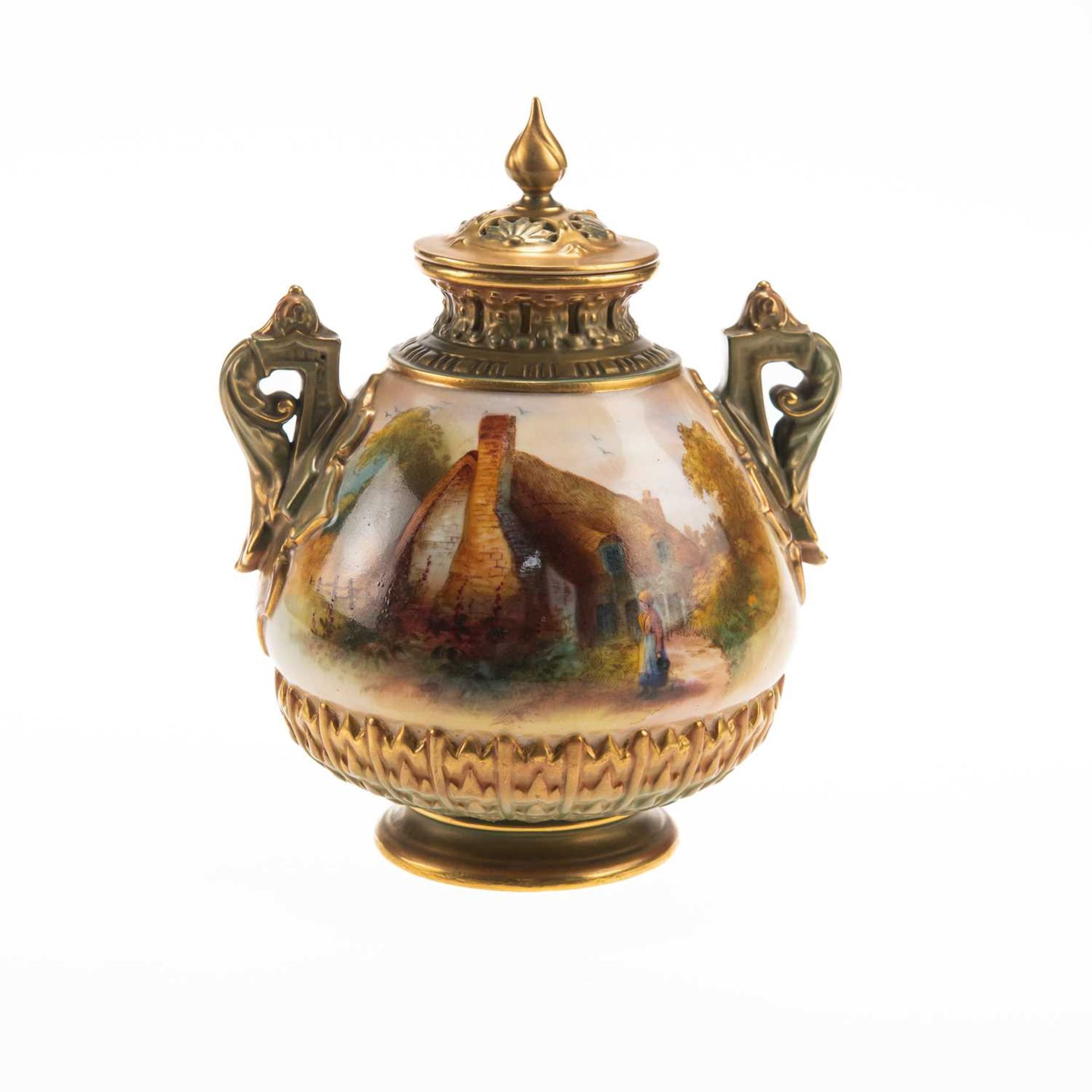 A ROYAL WORCESTER VASE BY RAYMOND RUSHTON, DATED 1909