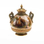 A ROYAL WORCESTER VASE BY RAYMOND RUSHTON, DATED 1909