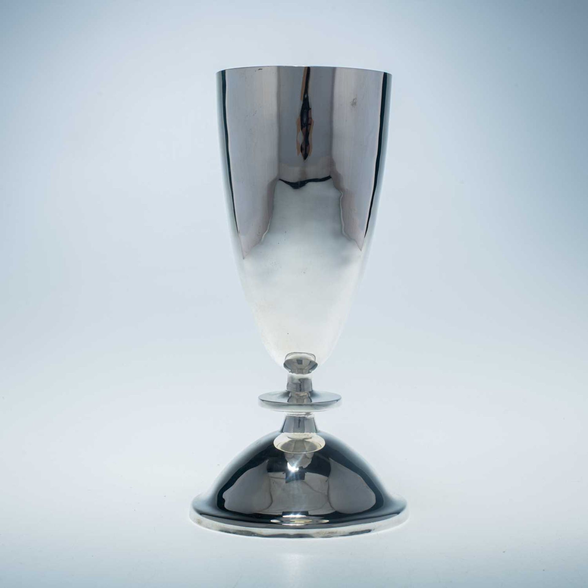 AN ELIZABETH II SILVER GOBLET