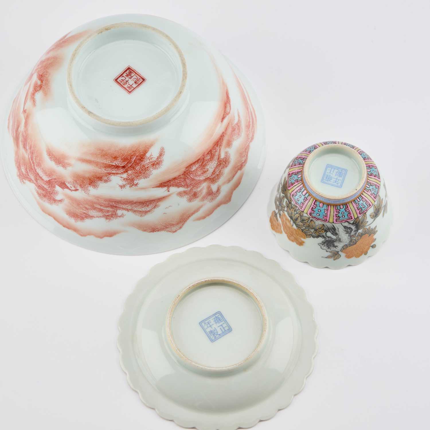 THREE PIECES OF CHINESE PORCELAIN - Image 2 of 2