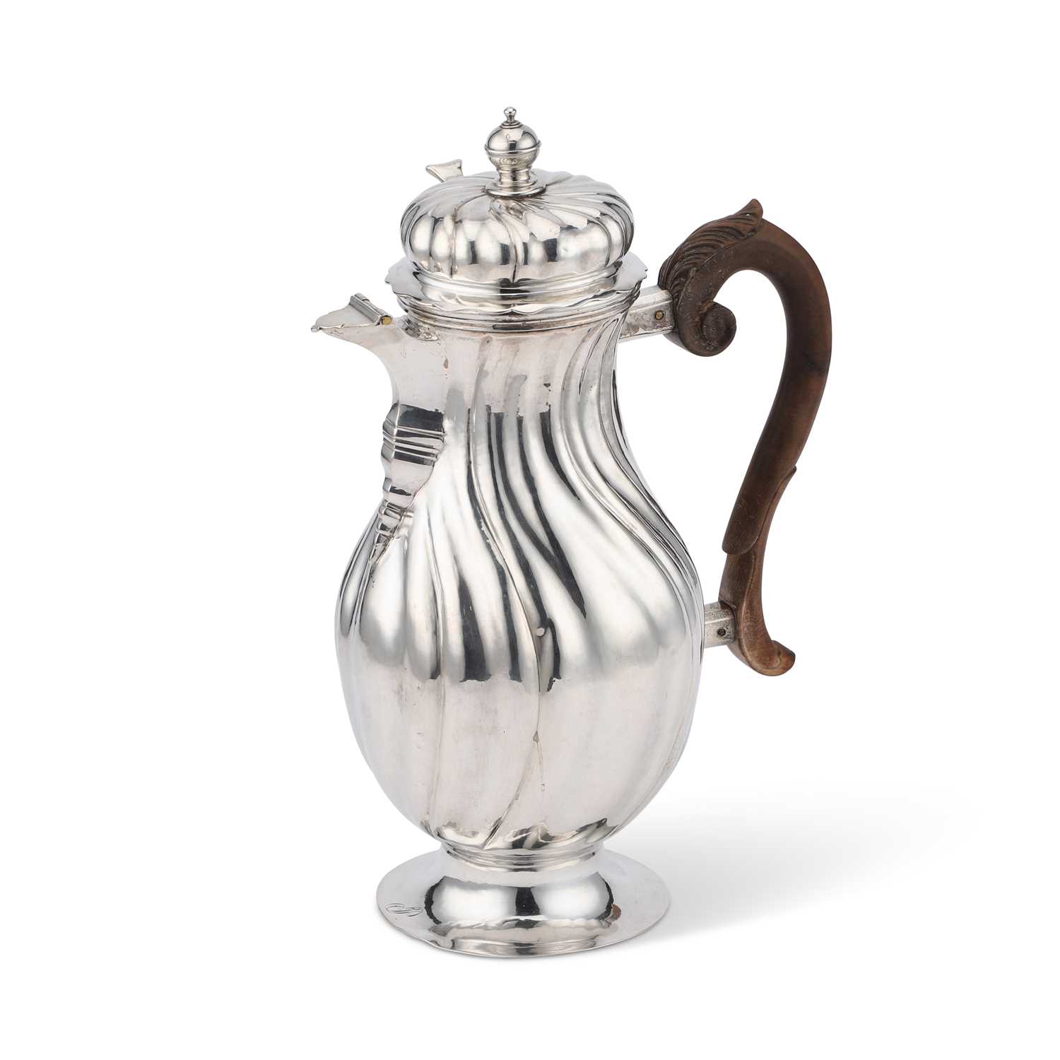 AN 18TH CENTURY GERMAN SILVER COFFEE POT