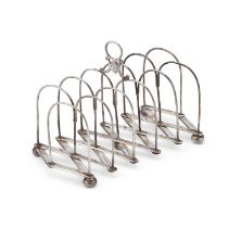 AN INDIAN COLONIAL SILVER EXPANDING TOAST RACK