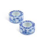 A PAIR OF CONTINENTAL BLUE AND WHITE SALTS