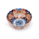 A LATE 19TH CENTURY JAPANESE IMARI BOWL