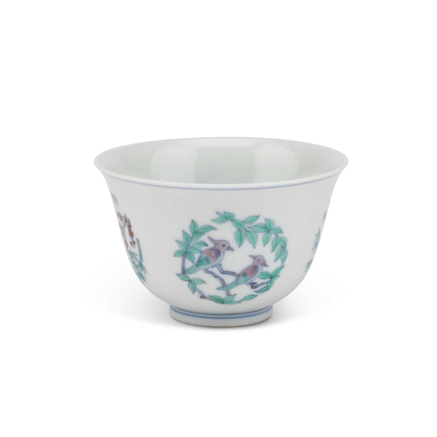 A CHINESE DOUCAI 'BIRDS' CUP