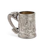 A 19TH CENTURY CHINESE SILVER MUG