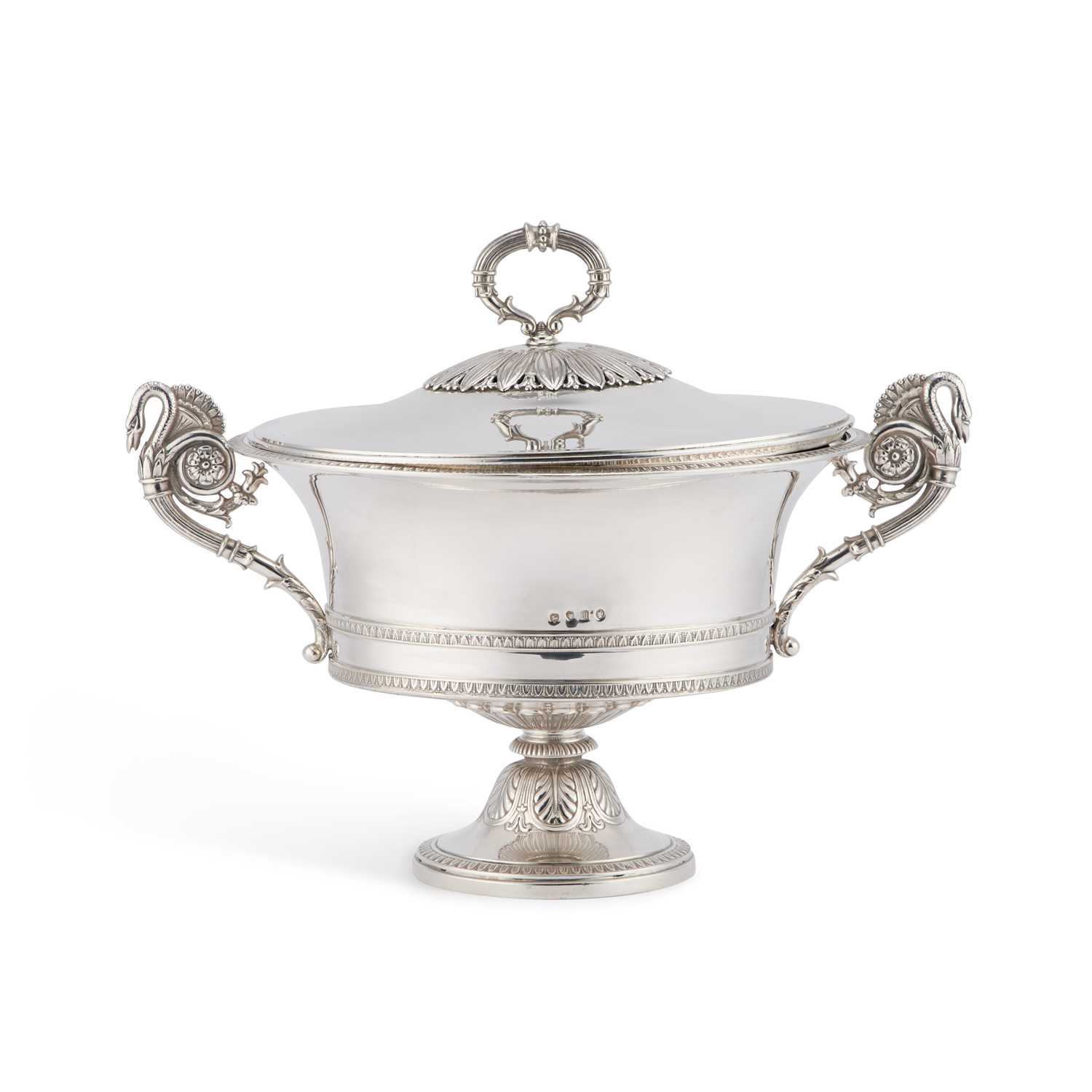 A VICTORIAN SILVER TUREEN AND COVER