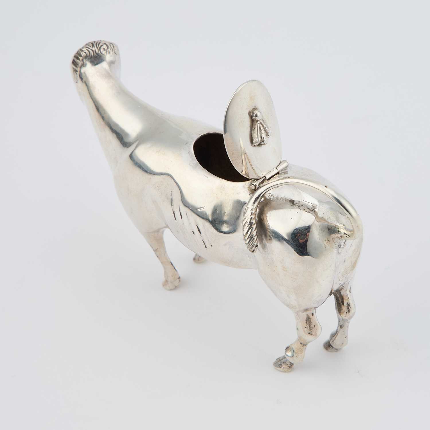 A CONTINENTAL SILVER COW CREAMER - Image 2 of 4