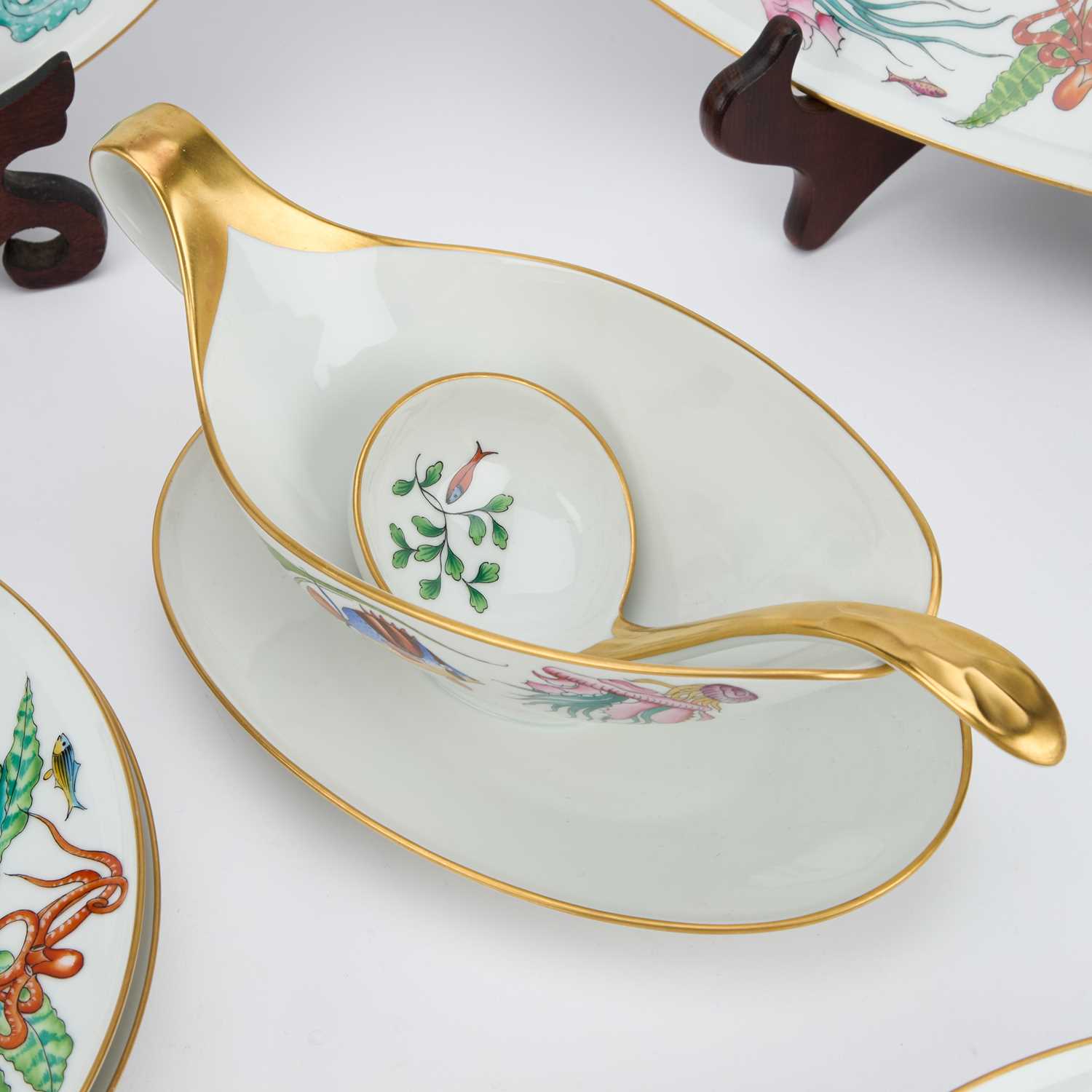 A HEINRICH FISH PATTERN DINNER SERVICE - Image 2 of 7