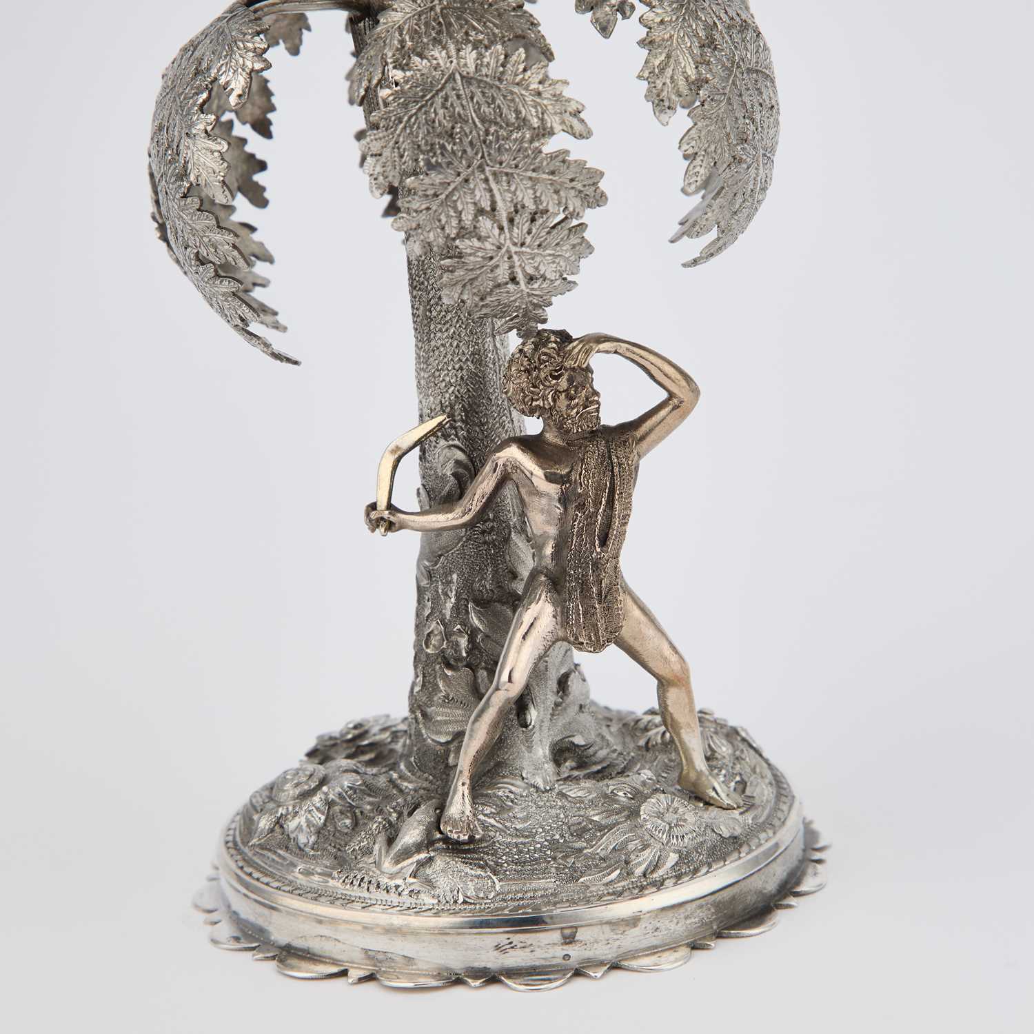 A RARE AUSTRALIAN SILVER-MOUNTED EMU EGG CUP, CIRCA 1870 - Image 3 of 4