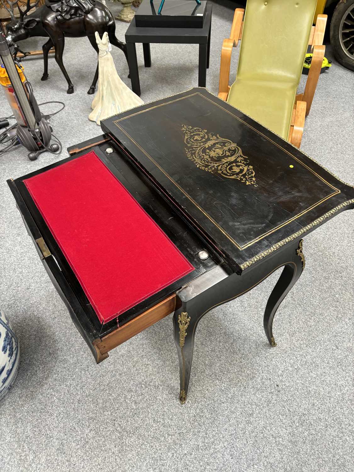 A NAPOLEON III BRASS-INLAID EBONISED LADIES DRESSING TABLE-CUM-GAMES TABLE - Image 13 of 13