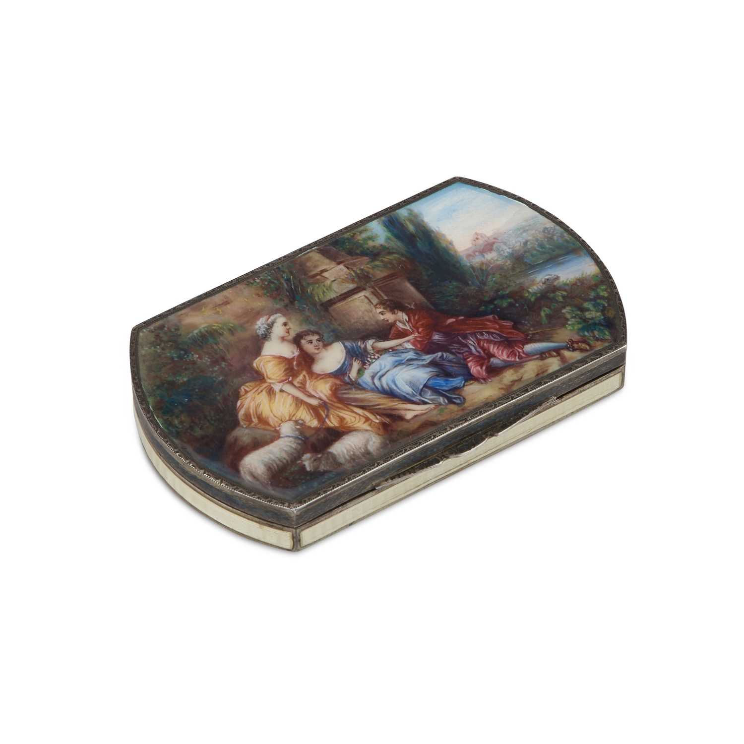 AN EARLY 20TH CENTURY CONTINENTAL SILVER AND ENAMEL CASE