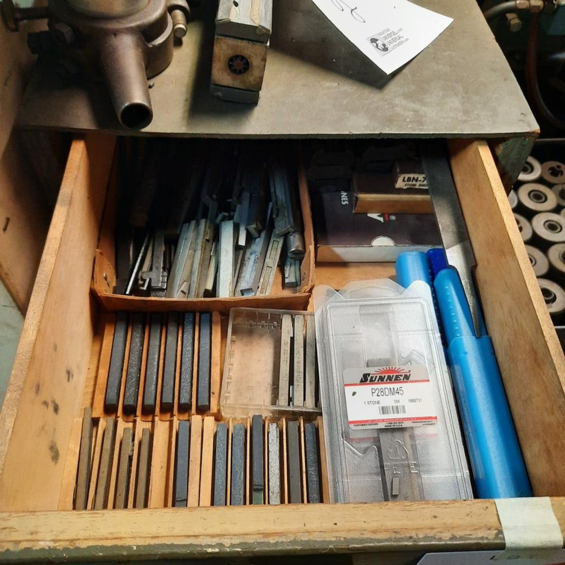 LOT: 3-Drawer Cabinet, c/w contents - Image 3 of 4