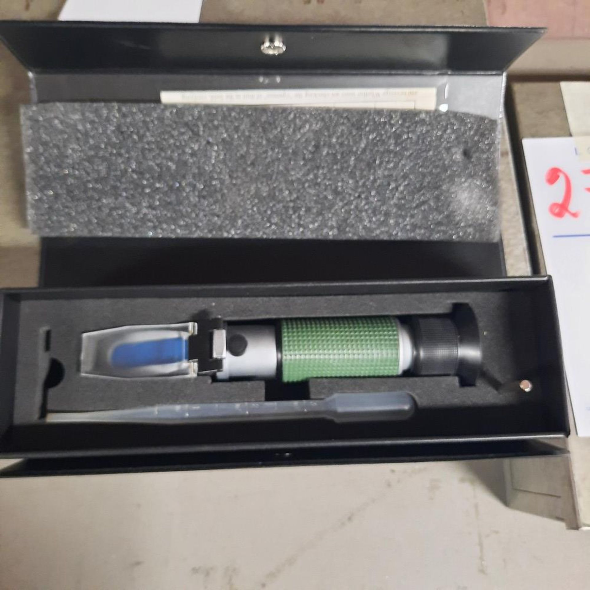 Hand-Held Réfractometer