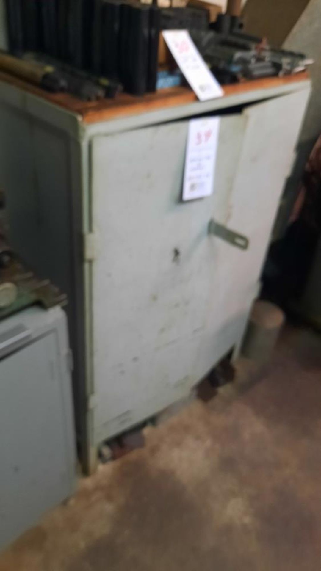 Metal 2-Door Cabinet, 32'' x 19'' x 46'' - Image 2 of 3