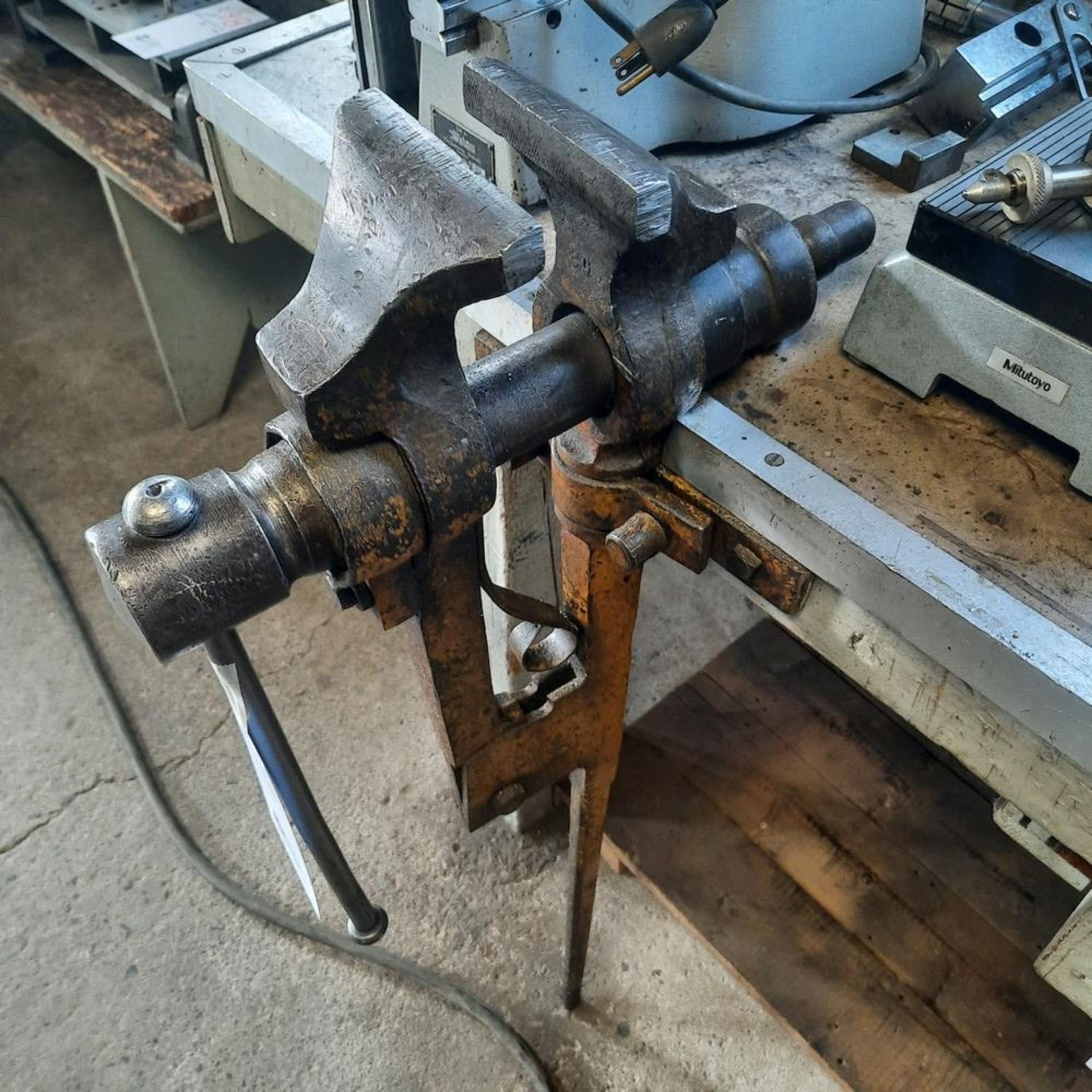 HD Vise - Image 2 of 2