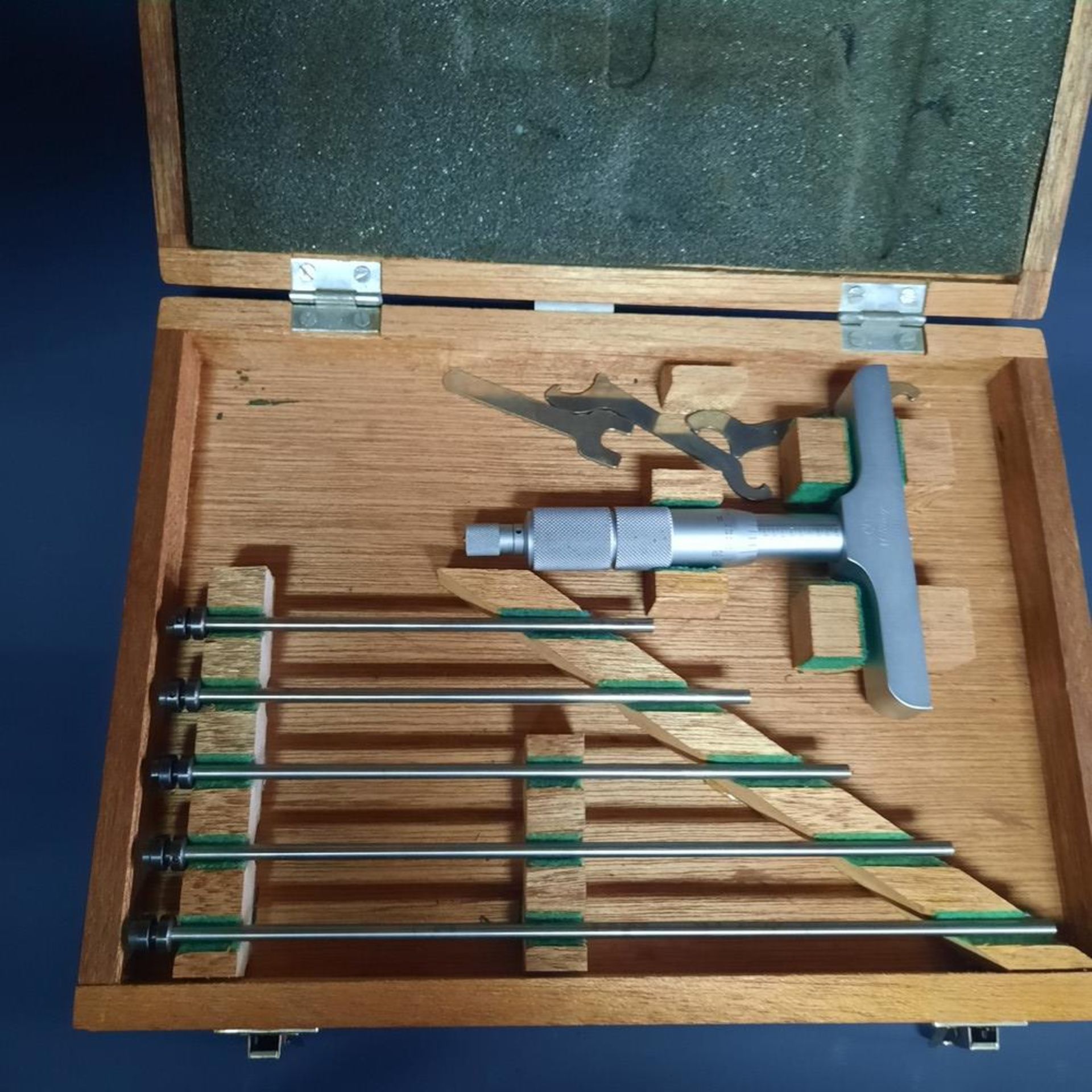 Thread Micrometer, c/w Case