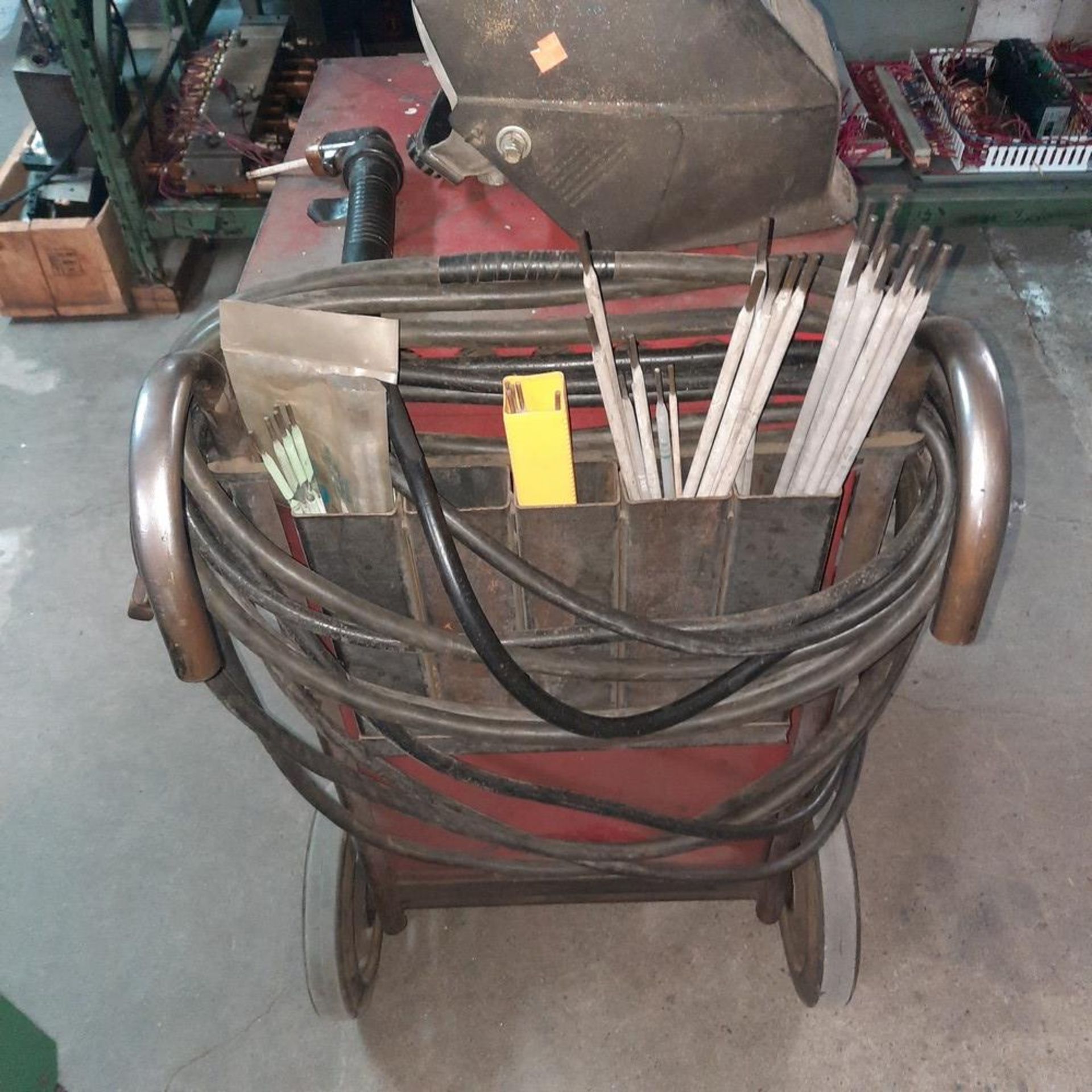 Mobile Arc Welding Machine, c/w Access. - Image 9 of 9