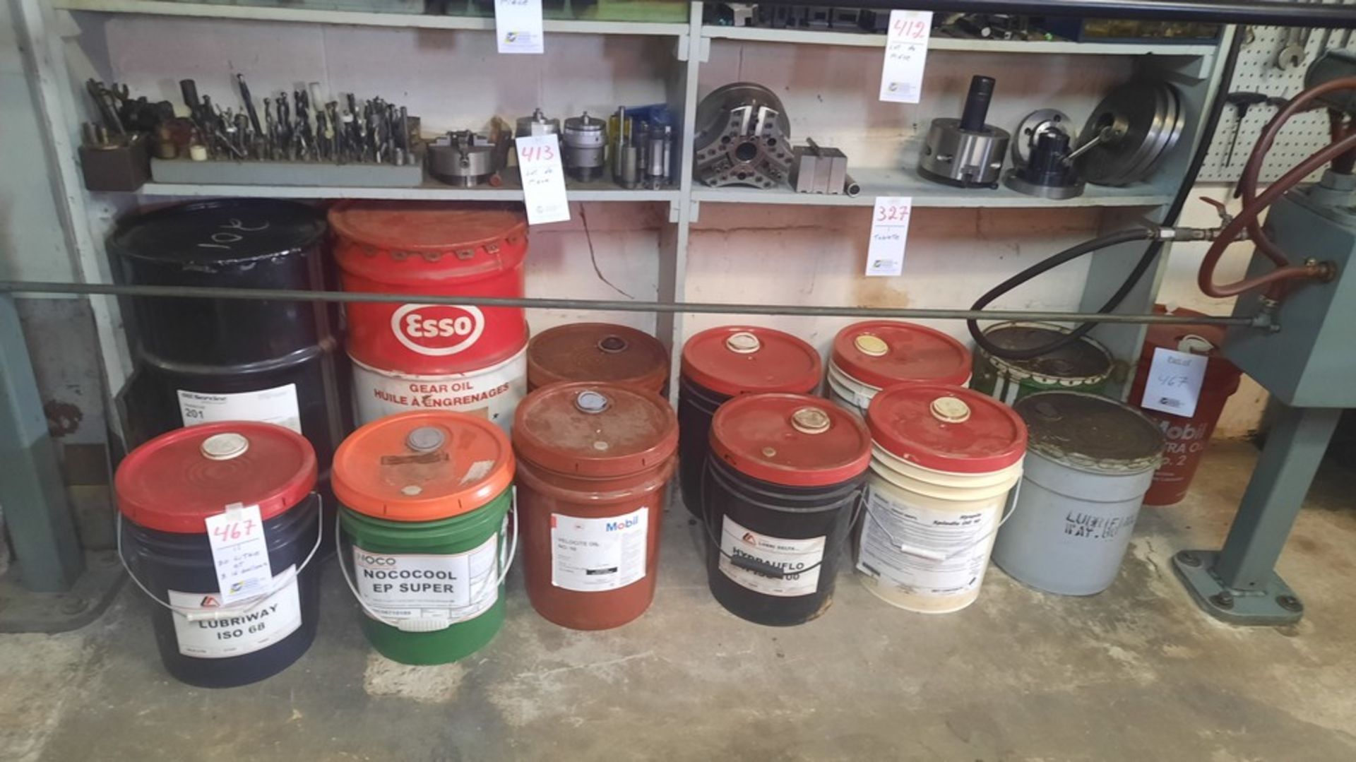 LOT: (13) Pails of Asst. Oils, etc. ( 11 x 20L. & 2 x 16G )