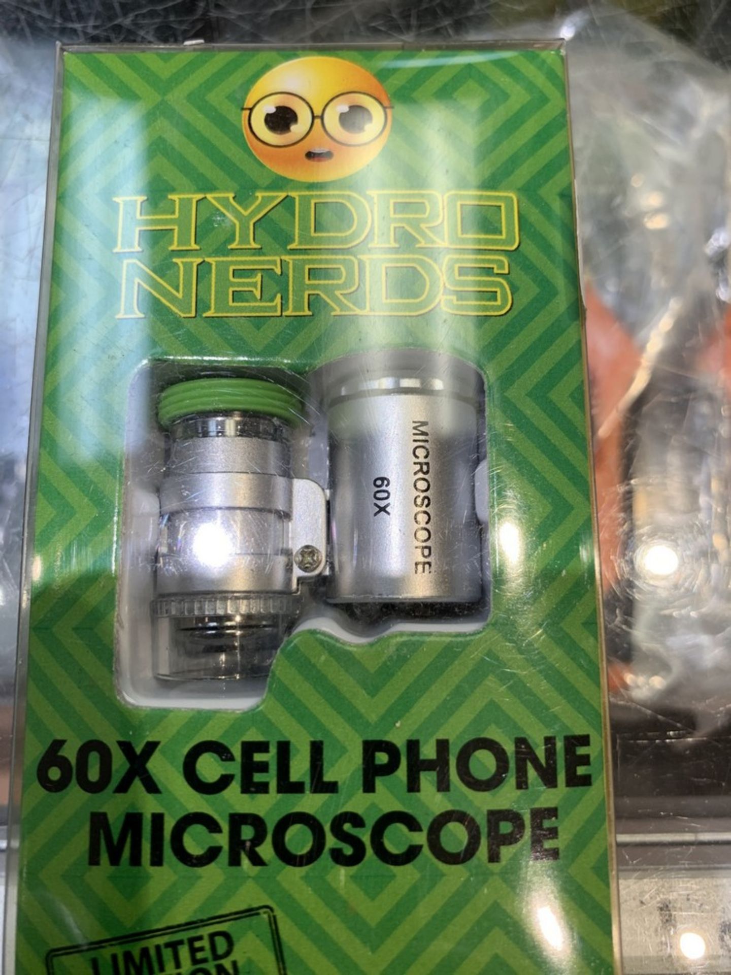 LOT: (4) - ACTIVE EYE- Mobile phone microscope 60X