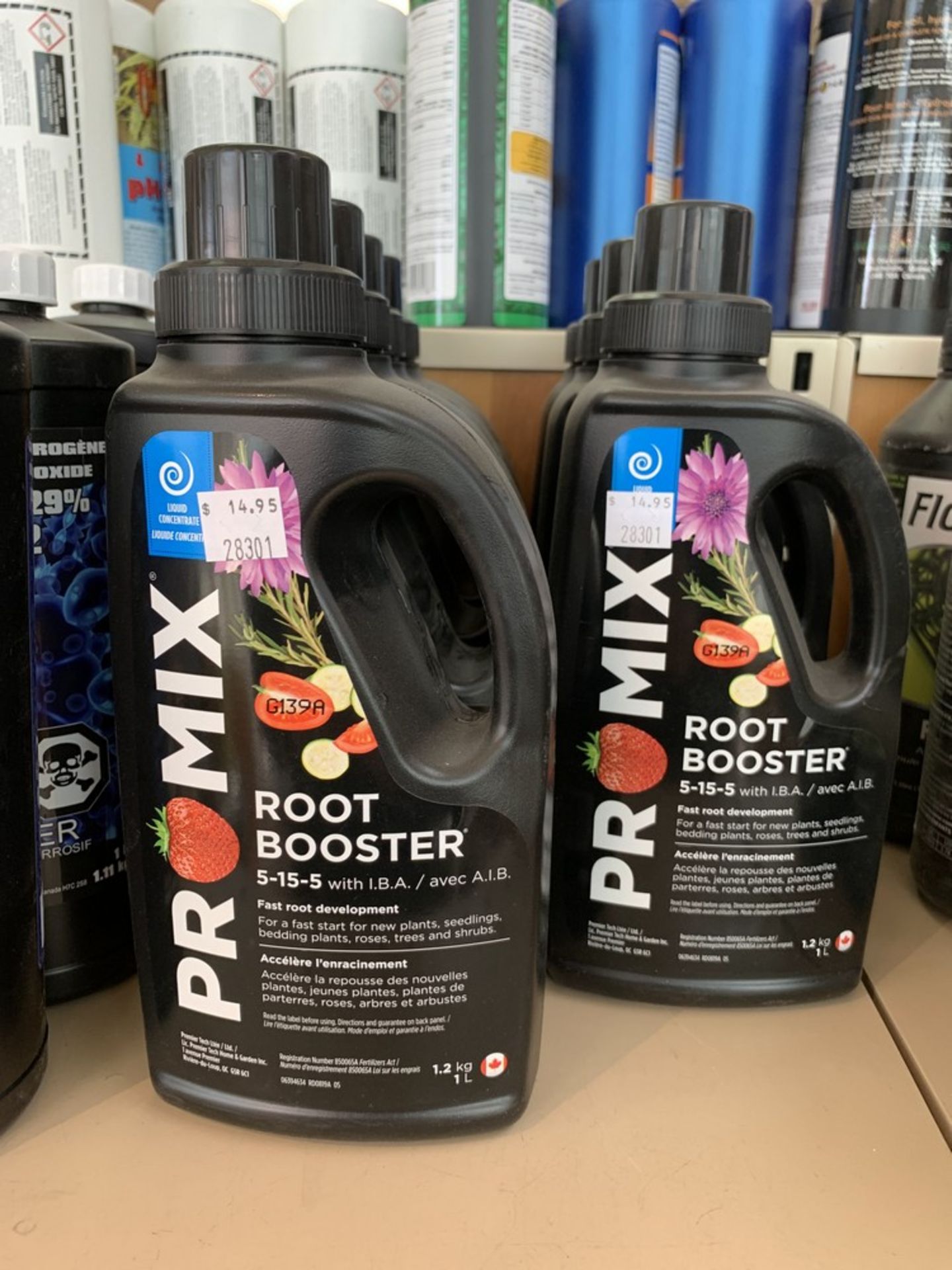 LOT: (8) PROMIX - Root booster