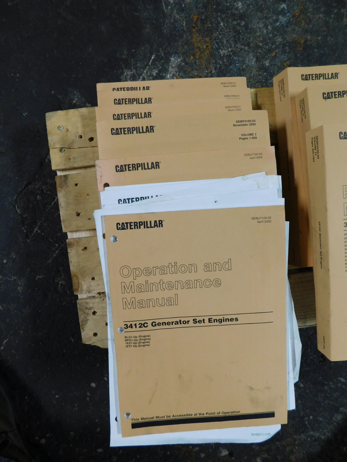 LOT OF CATERPILLAR 3412C GENERATOR MANUALS - Image 4 of 4