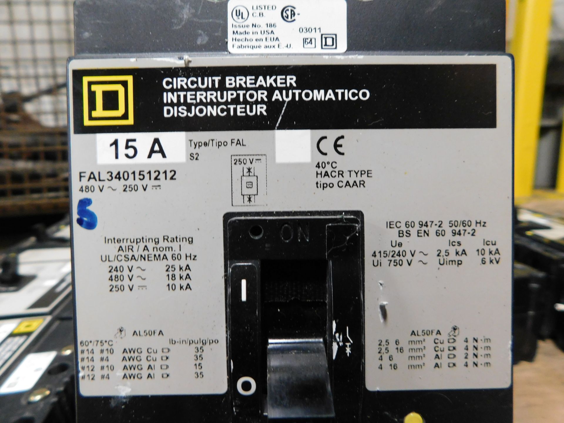 LOT OF (28) SQUARE D 15 AMP BREAKERS - Image 3 of 4