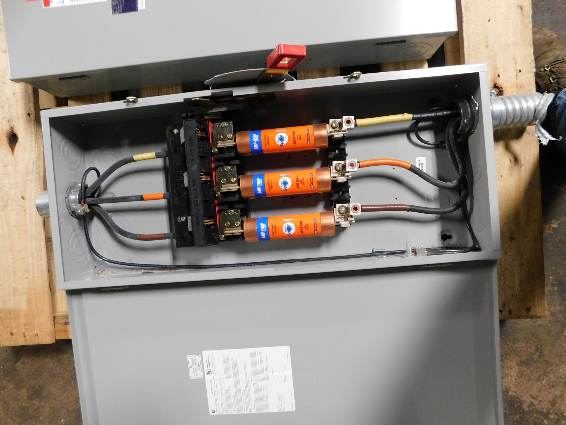 LOT OF (2) GE HEAVY DUTY SAFETY SWITCHES. 200 A. 600 VAC. 150 HP MAX. - Image 5 of 5