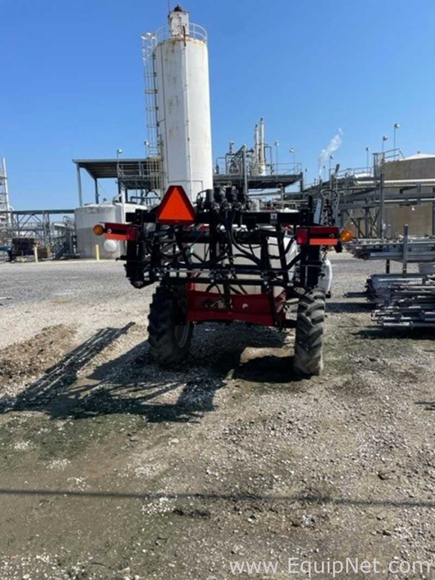 Fast Manufacturing, Inc. BW500 Pull Type Chemical Sprayer On Trailer - Image 4 of 5