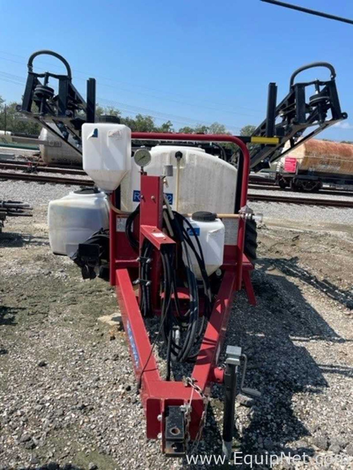 Fast Manufacturing, Inc. BW500 Pull Type Chemical Sprayer On Trailer