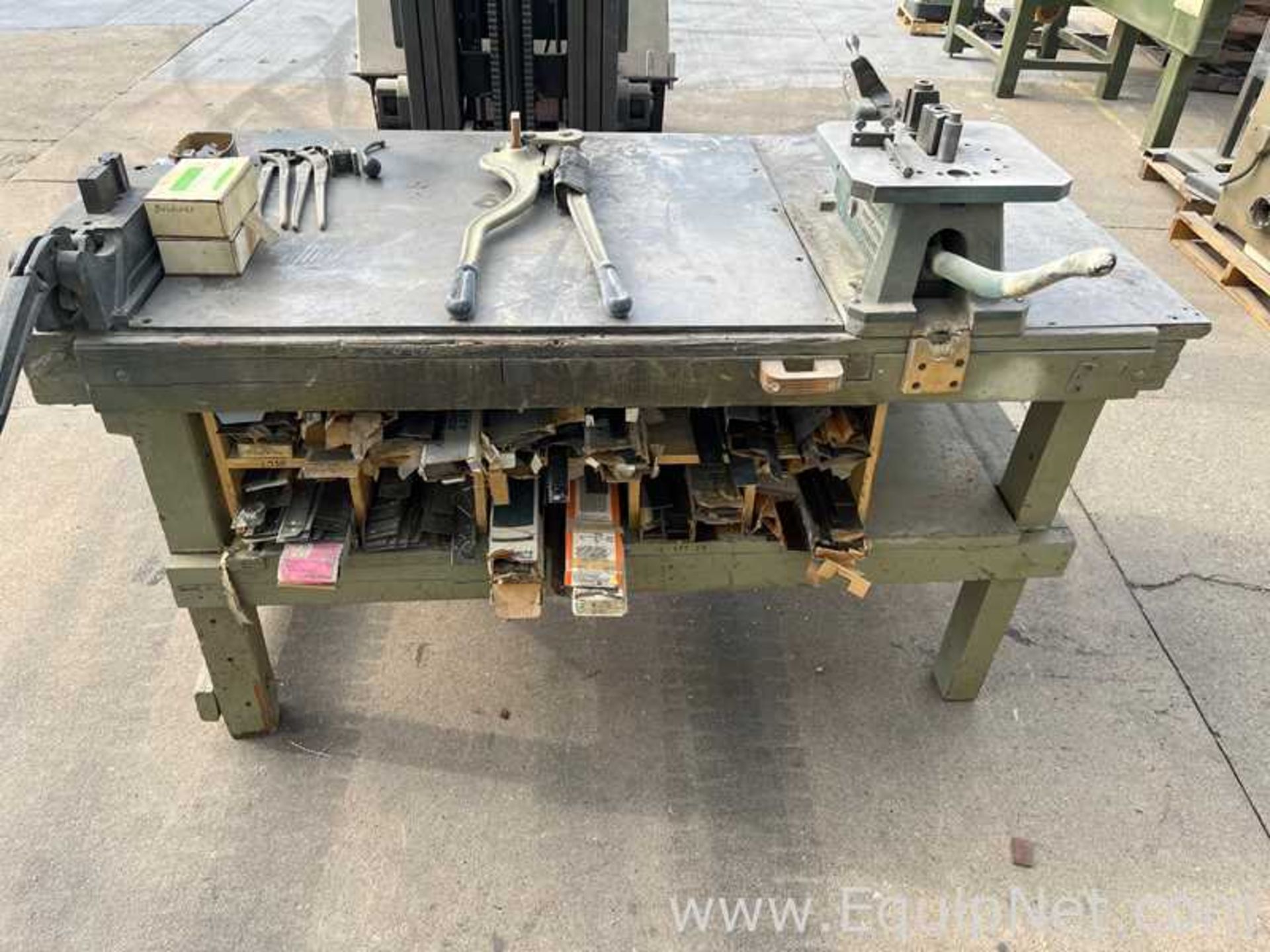 Steel Rule Die Tables with All Bending Tools and Miscellaneous Die Rule In Boxes