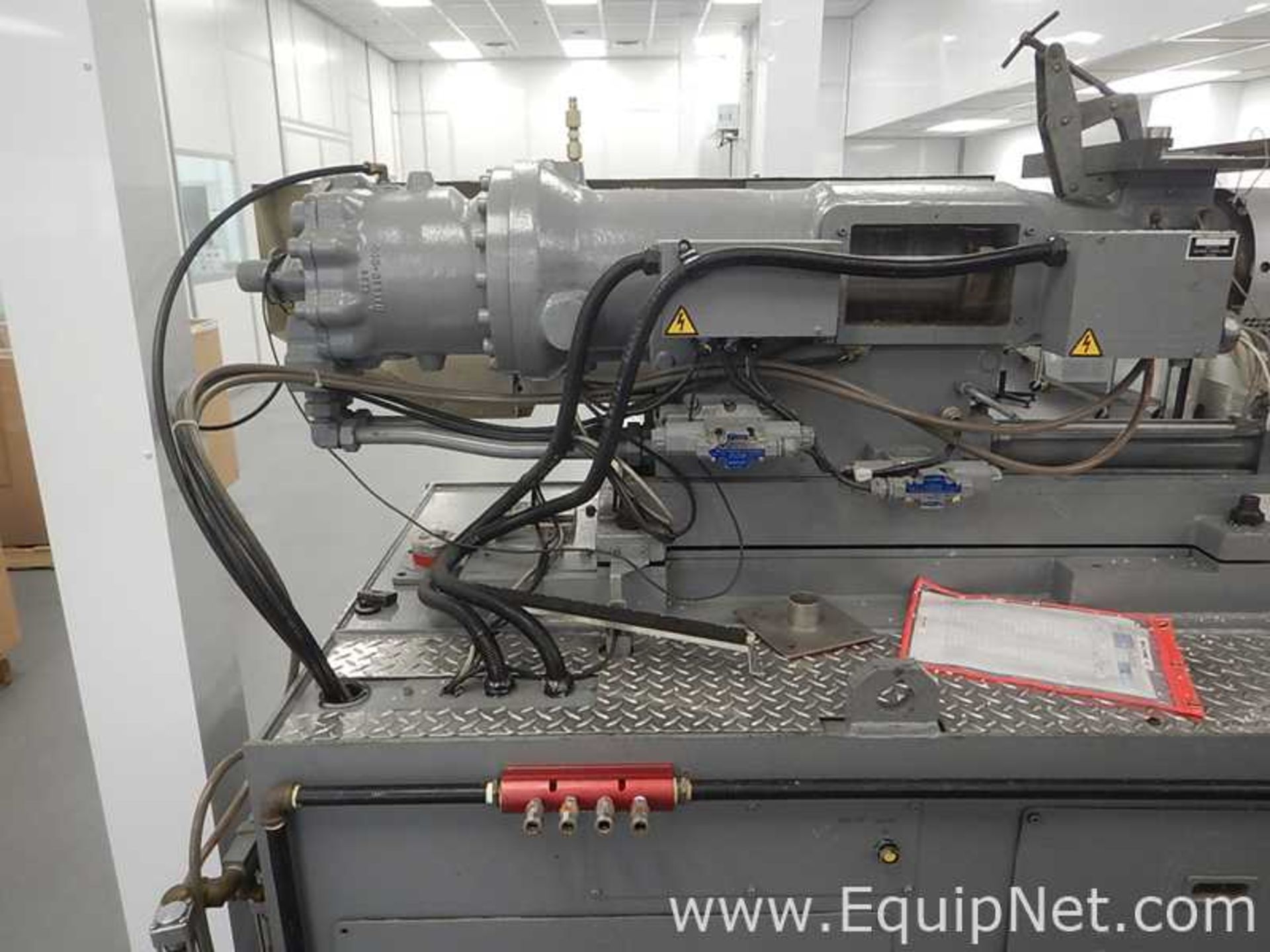 Nissei FN4000-36A Injection Molding Machine - Image 13 of 13