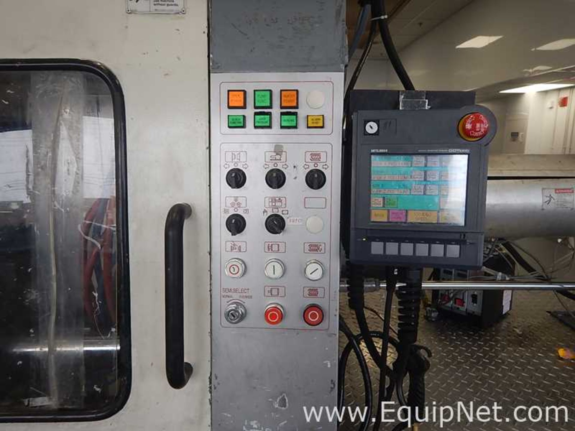 Nissei FN4000-36A Injection Molding Machine - Image 5 of 22