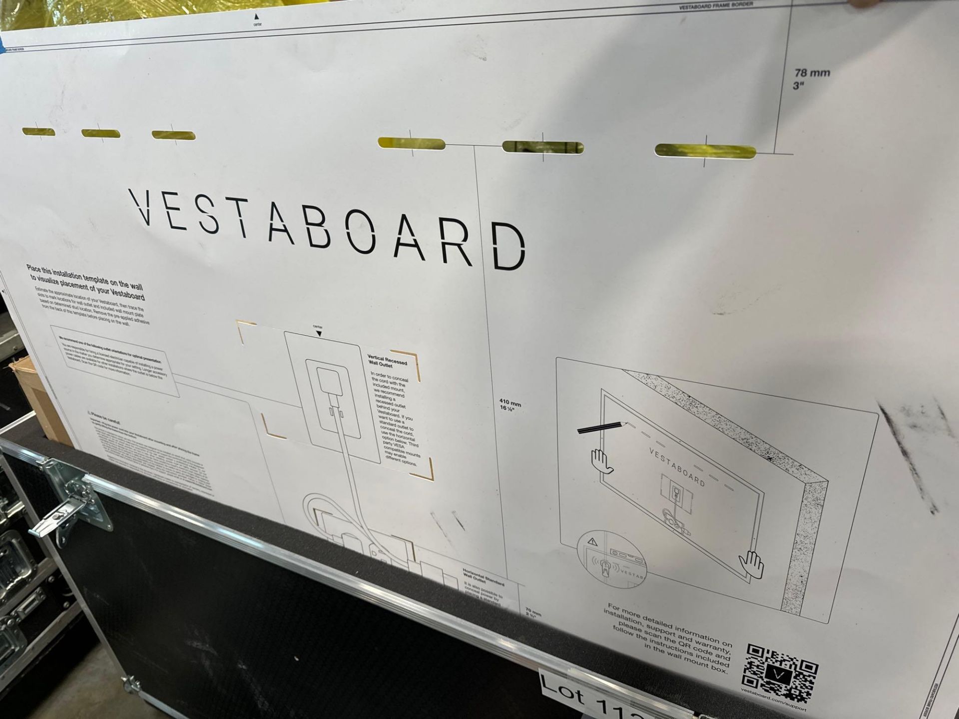 VestaBoard w/travel case - Image 4 of 5