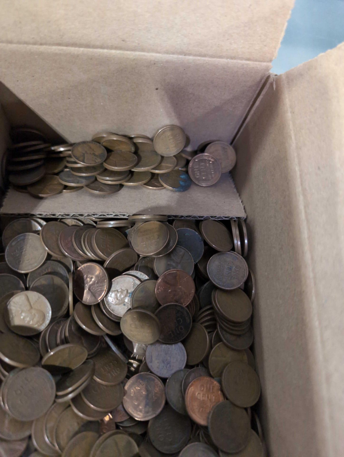 10lbs unsorted Wheat Pennies - Image 4 of 4