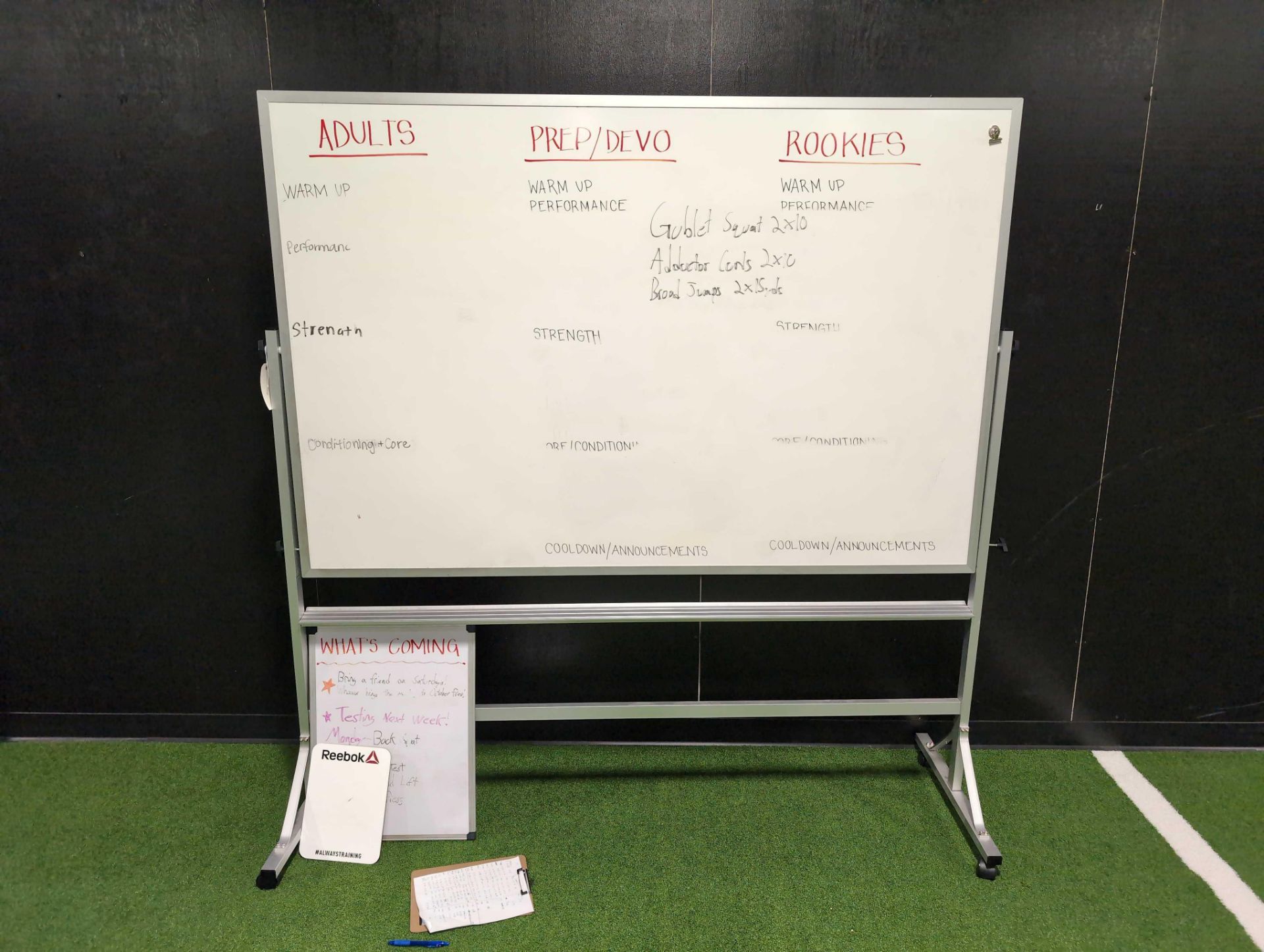 White board on wheels and small white board